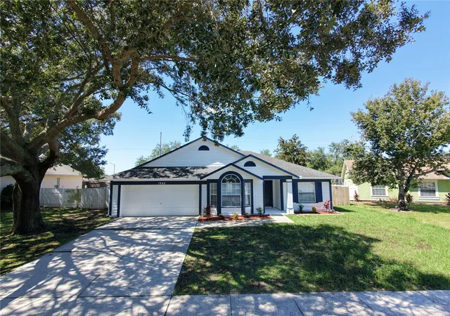 Photo 2 of Single family home for sale at 1982 Greystone Trl, Orlando, FL 32818 | MLS# O6445164 | Listing updated on 2026-09-27