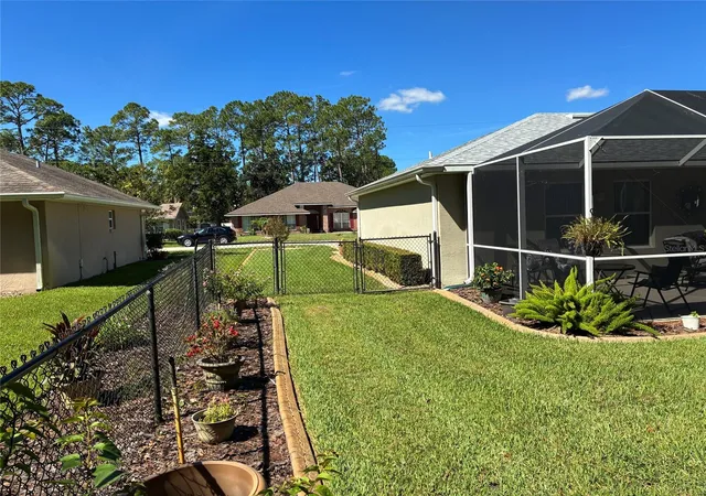 Photo 3 of Sale Pending at 94 Bren Mar Ln, Palm Coast, FL 32137 | MLS# FC321724 | Listing updated on 2026-10-16