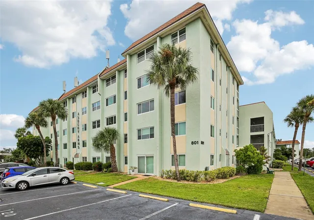Condo for sale at 801 83rd Avenue N #511, Saint Petersburg, FL 33702 | MLS# TB8552586