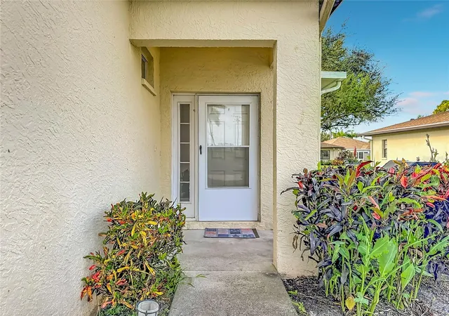 Photo 3 of Single family home for sale at 3308 60th Avenue W, Bradenton, FL 34207 | MLS# A4707576 | Listing updated on 2026-10-04