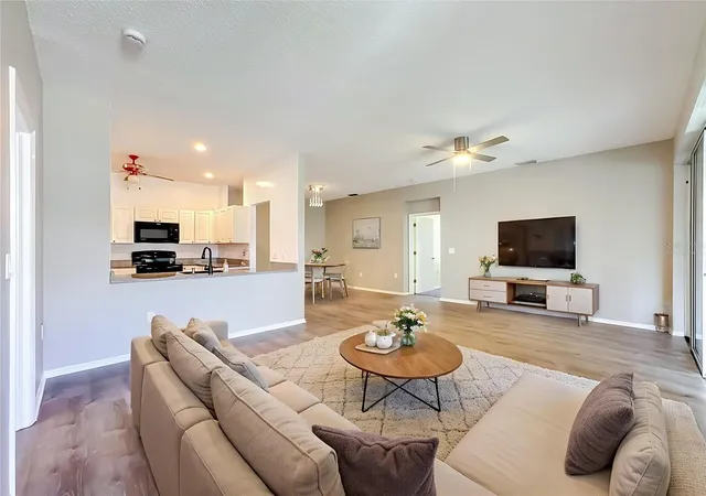 Photo 4 of House for sale at 3308 60th Avenue W, Bradenton, FL 34207 | MLS# A4707576 | Listing updated on 2026-10-04