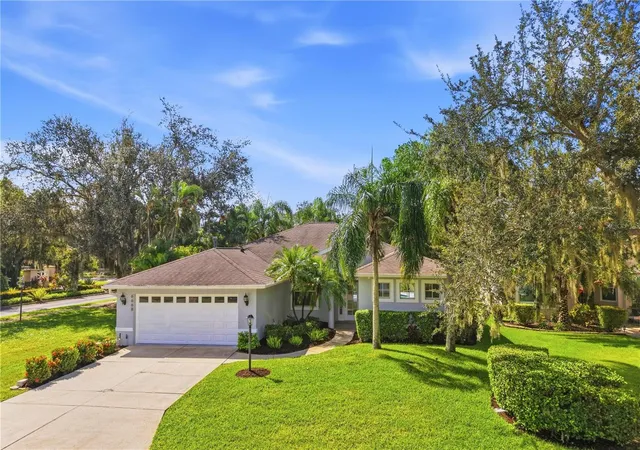 Photo 3 of Single family home for sale at 6668 Meandering Way, Lakewood Ranch, FL 34202 | MLS# A4707577 | Listing updated on 2026-09-30