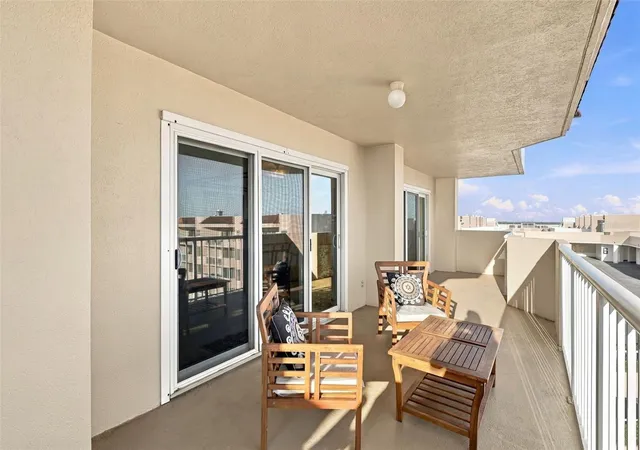 Photo 3 of Condo for sale at 3 Oceans W Blvd #7D7, Daytona Beach, FL 32118 | MLS# V4951531 | Listing updated on 2026-10-01
