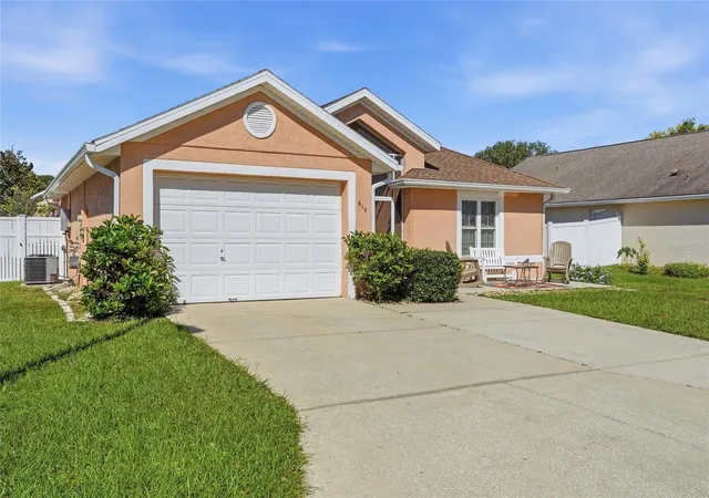 Photo 1 of Single family home for sale at 610 Burgoyne Loop, Davenport, FL 33897 | MLS# S5158382 | Listing updated on 2026-10-09