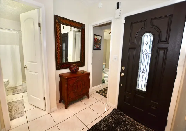 Photo 4 of Townhouse for sale at 1762 Castle Rock Rd, Tampa, FL 33612 | MLS# TB8552597 | Listing updated on 2026-10-01