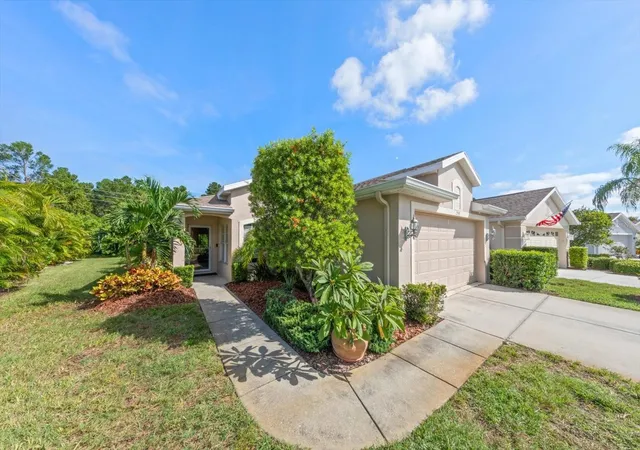Photo 2 of Single family home for sale at 2939 Wood Pointe Dr, Holiday, FL 34691 | MLS# TB8552602 | Listing updated on 2026-10-07