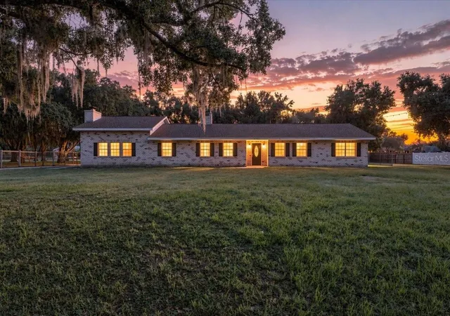 Photo 1 of Single family home for sale at 2925 Mcgee Rd, Plant City, FL 33565 | MLS# L4965382 | Listing updated on 2026-10-06