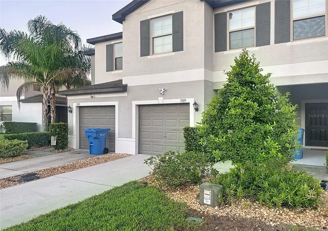 Photo 3 of Townhouse for sale at 1509 Cassius St, Lutz, FL 33549 | MLS# TB8552604 | Listing updated on 2026-09-30