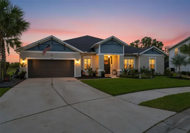 Photo 2 of Single family home for sale at 33655 Willow Point Ct, Wesley Chapel, FL 33545 | MLS# TB8552605 | Listing updated on 2026-10-08