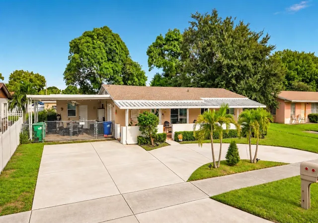 Photo 1 of Single family home for sale at 19731 NW 33rd Avenue, Miami Gardens, FL 33056 | MLS# OM732958 | Listing updated on 2026-10-08