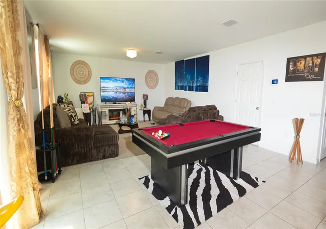 Photo 3 of Single family home for sale at 3198 Viceroy Ct, Kissimmee, FL 34759 | MLS# O6445187 | Listing updated on 2026-10-01