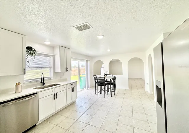 Photo 4 of Single family home for sale at 509 Ridges Dr, Dundee, FL 33838 | MLS# O6445188 | Listing updated on 2026-09-28