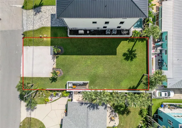 Photo 2 of Land for sale at 407 Lincoln Ave, New Smyrna Beach, FL 32169 | MLS# O6445191 | Listing updated on 2026-09-29