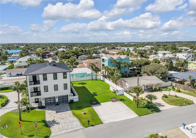 Photo 4 of Land for sale at 407 Lincoln Ave, New Smyrna Beach, FL 32169 | MLS# O6445191 | Listing updated on 2026-09-29