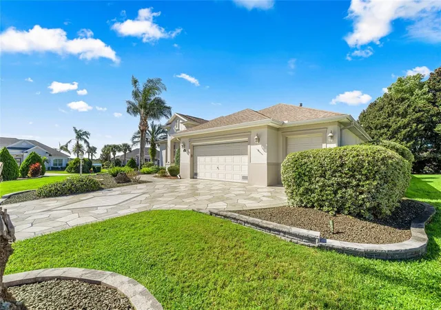Photo 4 of Single family home for sale at 1126 Miona Shrs Dr, The Villages, FL 32162 | MLS# G5118336 | Listing updated on 2026-10-06