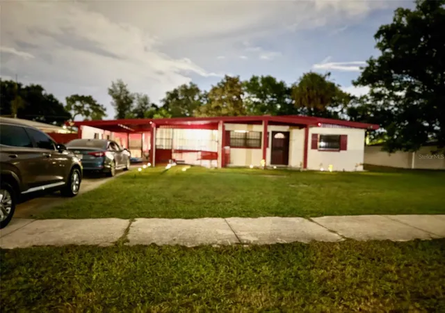 Photo 1 of Single family home for sale at 1535 Daly St, Orlando, FL 32808 | MLS# O6445193 | Listing updated on 2026-10-02