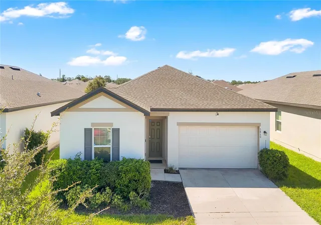 Photo 3 of Single family home for sale at 5860 Beefmaster Rd, Saint Cloud, FL 34771 | MLS# S5158387 | Listing updated on 2026-10-26
