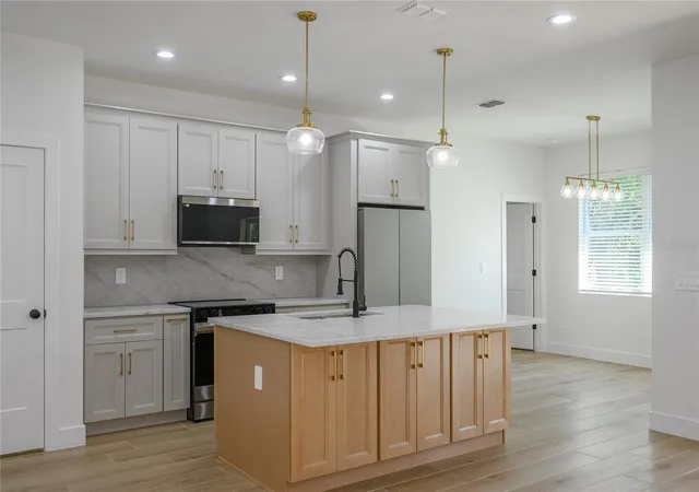 Photo 3 of Single family home for sale at 63 Alicante Rd, Debary, FL 32713 | MLS# O6445196 | Listing updated on 2026-09-28