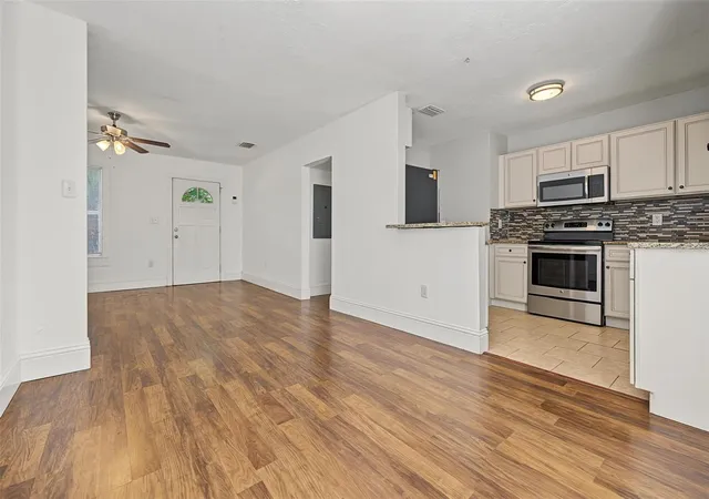 Photo 3 of Single family home for sale at 3470 8th Avenue N, Saint Petersburg, FL 33713 | MLS# TB8552639 | Listing updated on 2026-09-29