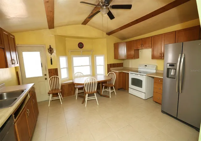 Photo 3 of Single family home for sale at 4915 Bonita Rd, Venice, FL 34293 | MLS# A4707589 | Listing updated on 2026-09-28