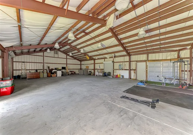 Photo 4 of Single family home for sale at 2000 Allen St, Englewood, FL 34223 | MLS# A4707592 | Listing updated on 2026-10-06