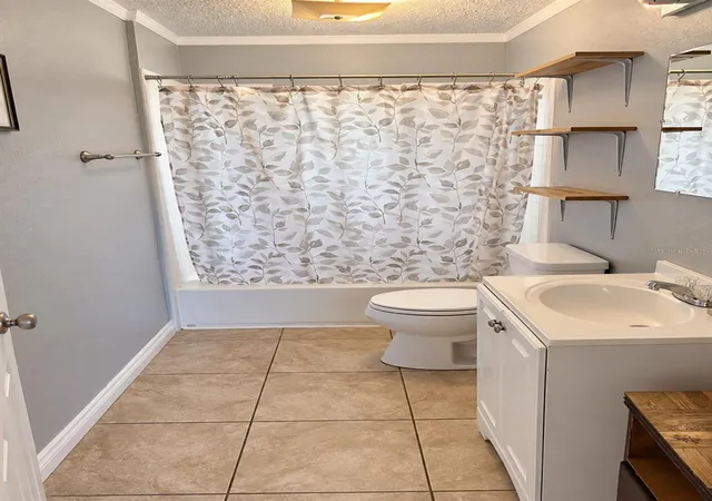Photo 3 of Single family home for sale at 1463 19th Street, Sarasota, FL 34234 | MLS# A4707593 | Listing updated on 2026-09-30