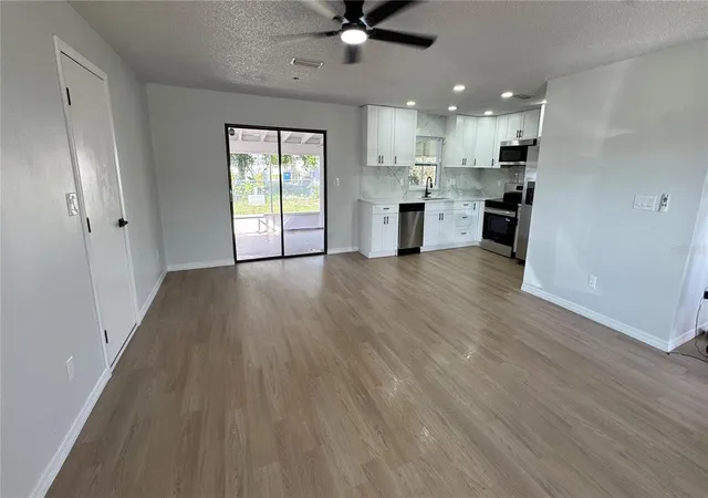 Photo 4 of Single family home for sale at 9353 Chase St, Spring Hill, FL 34606 | MLS# W7889872 | Listing updated on 2026-09-28