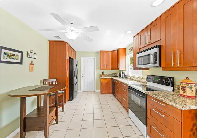 Photo 4 of Single family home for sale at 3150 Shady Pine Ave, Winter Park, FL 32792 | MLS# O6445202 | Listing updated on 2026-10-06