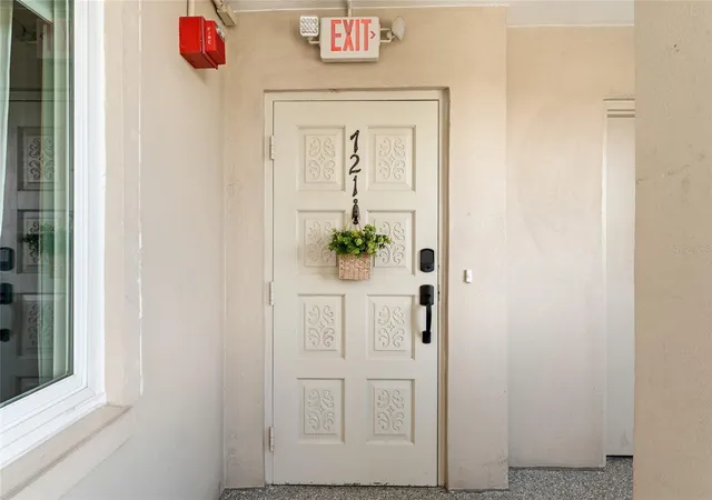 Photo 3 of Condo for sale at 622 Edgewater Dr #721, Dunedin, FL 34698 | MLS# TB8552658 | Listing updated on 2026-10-04