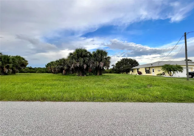 Photo 1 of Land for sale at 172 Tournament Rd, Rotonda West, FL 33947 | MLS# C7531269 | Listing updated on 2026-09-28