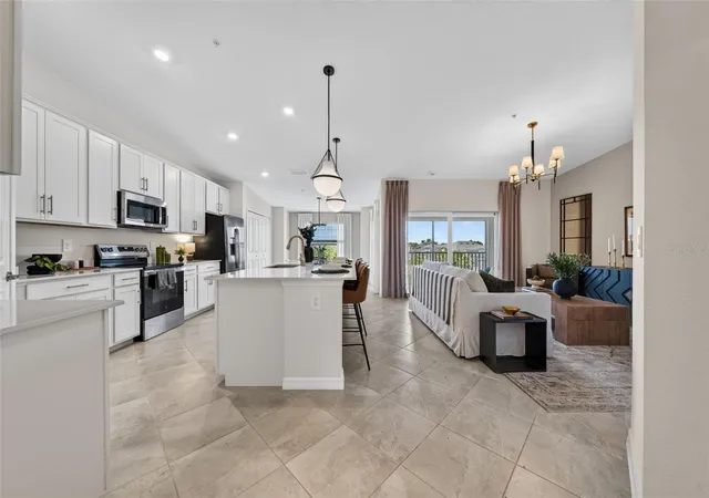 Listing Photo 3 - Condo for sale in building located at 18911 Scallop Loop, Bradenton, FL 34202 - Unit #204