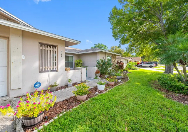 Photo 3 of Single family home for sale at 3024 Marlo Blvd, Clearwater, FL 33759 | MLS# TB8552662 | Listing updated on 2026-10-06