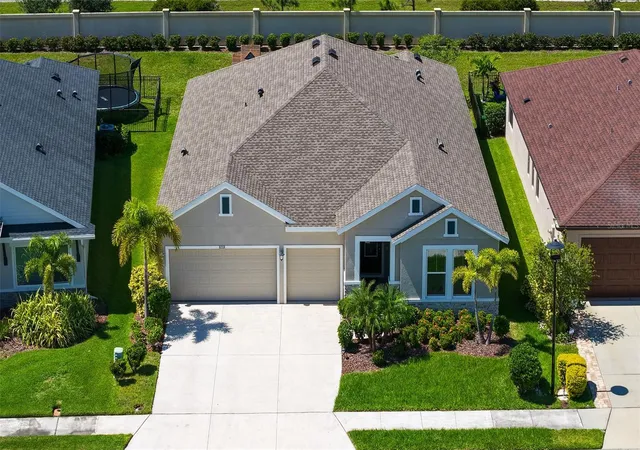 Photo 2 of Single family home for sale at 8318 Abalone Loop, Parrish, FL 34219 | MLS# A4707623 | Listing updated on 2026-10-11