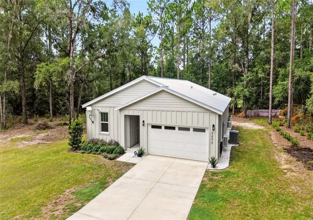 Photo 4 of Single family home for sale at 5890 SW 128th Terrace Rd, Ocala, FL 34481 | MLS# OM732973 | Listing updated on 2026-10-03