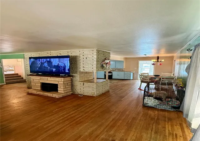 Photo 4 of Single family home for sale at 104 13th Street SE, Winter Haven, FL 33880 | MLS# O6445221 | Listing updated on 2026-10-06