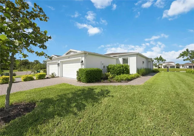 Photo 3 of House for sale at 16075 Ivy Ridge Ct, Port Charlotte, FL 33953 | MLS# A4707625 | Listing updated on 2026-10-07