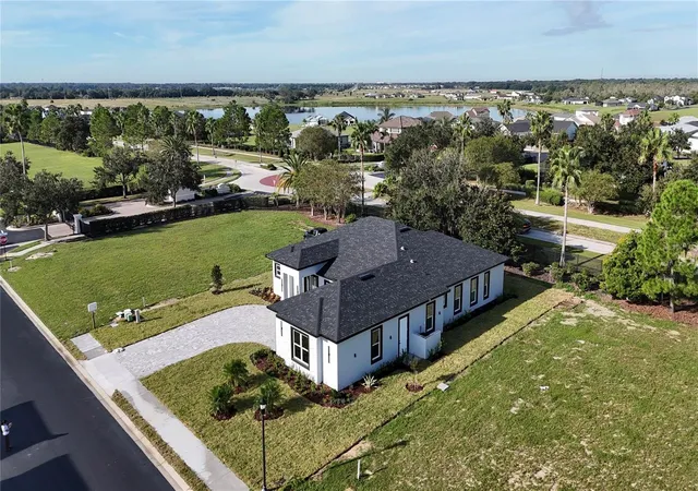 Photo 4 of Single family home for sale at 151 Blazing Star Ave, Lake Alfred, FL 33850 | MLS# W7889876 | Listing updated on 2026-10-03