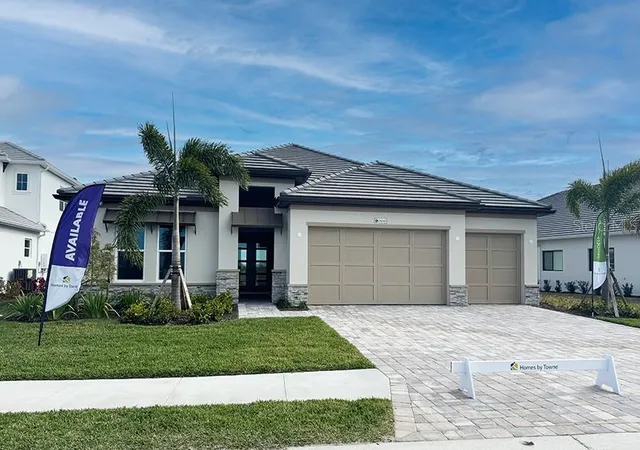Single family home for sale at 18045 Foxtail Loop, Venice, FL 34293 | MLS# A4707628 | Listing updated on 2026-10-05