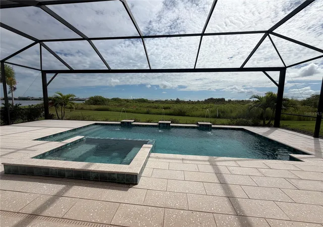 Photo 1 of Single family home for sale at 18045 Foxtail Loop, Venice, FL 34293 | MLS# A4707628 | Listing updated on 2026-10-05