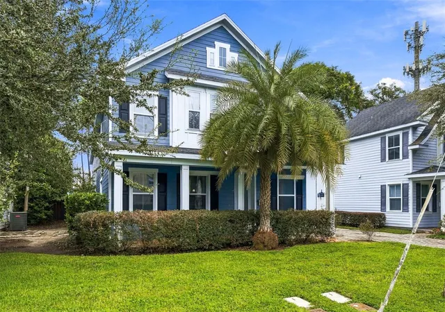 Photo 3 of Townhouse for sale at 2483 E Jefferson St, Orlando, FL 32803 | MLS# O6445229 | Listing updated on 2026-10-08