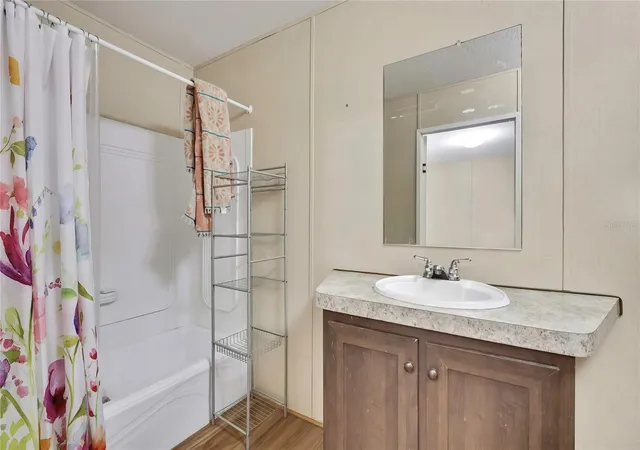 Photo 3 of Manufactured home for sale at 19995 Manecke Rd, Brooksville, FL 34601 | MLS# W7889877 | Listing updated on 2026-10-02