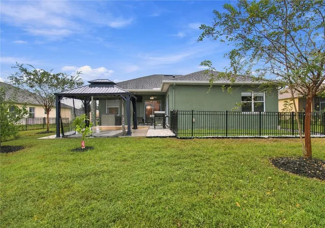 Photo 2 of Single family home for sale at 2267 Cross Tee Ct, Brooksville, FL 34604 | MLS# W7889878 | Listing updated on 2026-10-08