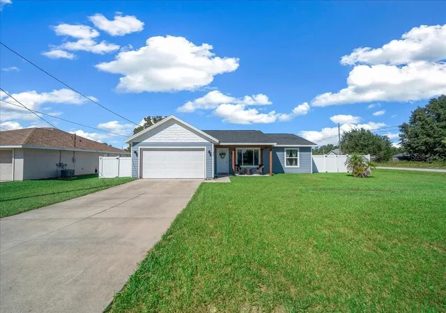 Photo 2 of Single family home for sale at 36 Juniper Pass Way, Ocala, FL 34480 | MLS# OM732975 | Listing updated on 2026-09-28