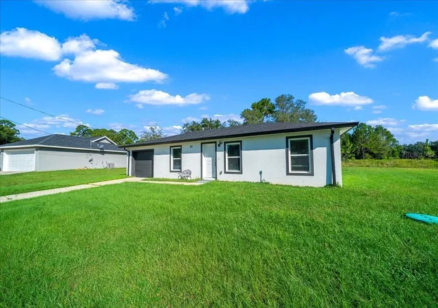 Photo 3 of Single family home for sale at 83 Dogwood Cir, Ocala, FL 34472 | MLS# OM732976 | Listing updated on 2026-10-01