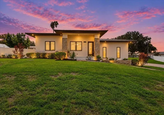Single family home for sale at 3239 Summerland Hills Ct, LAKELAND, FL 33812 | MLS# L4965390