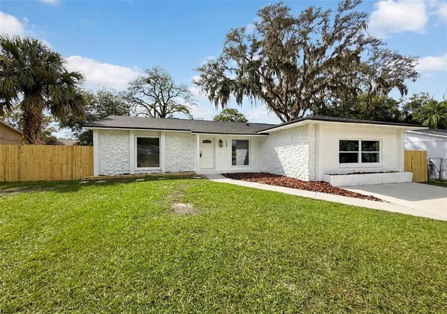 Photo 2 of Single family home for sale at 4058 Luan Dr, Orlando, FL 32808 | MLS# O6445239 | Listing updated on 2026-10-04