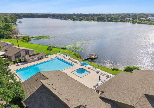 Photo 4 of Townhouse for sale at 629 Woodridge Dr, Fern Park, FL 32730 | MLS# O6445240 | Listing updated on 2026-10-06