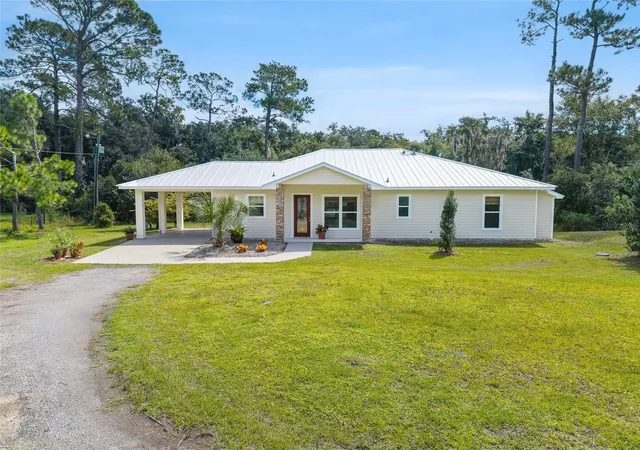 Photo 1 of Single family home for sale at 71 Perry Ln, Deltona, FL 32725 | MLS# TB8552686 | Listing updated on 2026-09-29