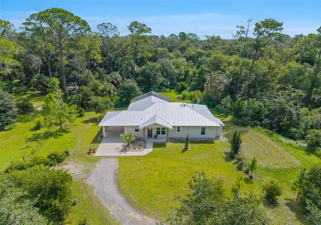 Photo 3 of Single family home for sale at 71 Perry Ln, Deltona, FL 32725 | MLS# TB8552686 | Listing updated on 2026-09-29