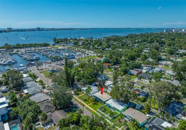 Photo 2 of Single family home for sale at 2805 46th Street S, Gulfport, FL 33711 | MLS# TB8552688 | Listing updated on 2026-10-17
